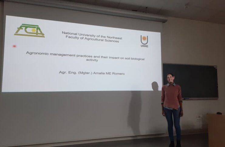 Investigadora de Ciencias Agrarias realiza estadía académica en Instituto Agrícola Francés