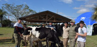 VINCULACIÓN CON EL TERRITORIO Y EL SECTOR PRODUCTIVO La UNNE hace base en La Rural de Corrientes con productos y servicios para el sector