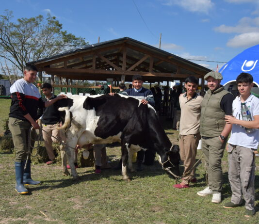 La UNNE hace base en La Rural de Corrientes con productos y servicios para el sector