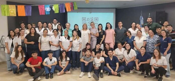 Buscarán en futuros profesionales de la salud una bacteria con gran poder de infección