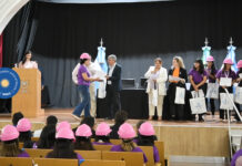 UNNE y Vamos a Zoomar: egresadas de los cursos de oficios recibieron sus diplomas