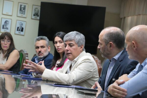 Durante la gestión del rector Omar Larroza, se busca fortalecer el trabajo de vinculación de la UNNE con el sector socio productivo, en pos del desarrollo regional.