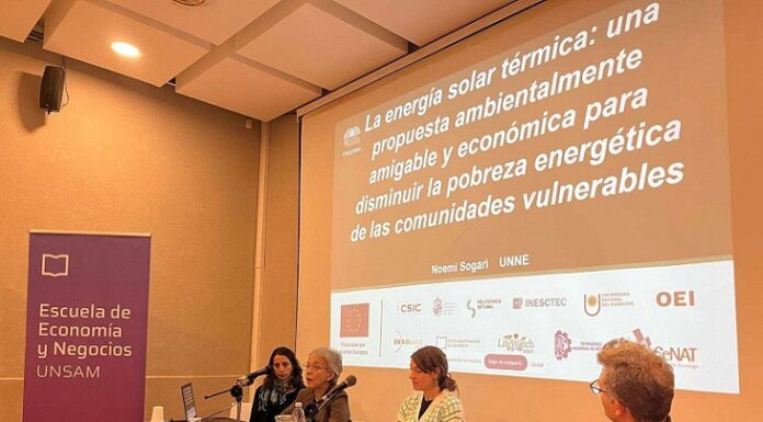 CIENCIA Y TECNOLOGÍA Investigadora expone experiencias con energía solar en seminario de Transición Energética