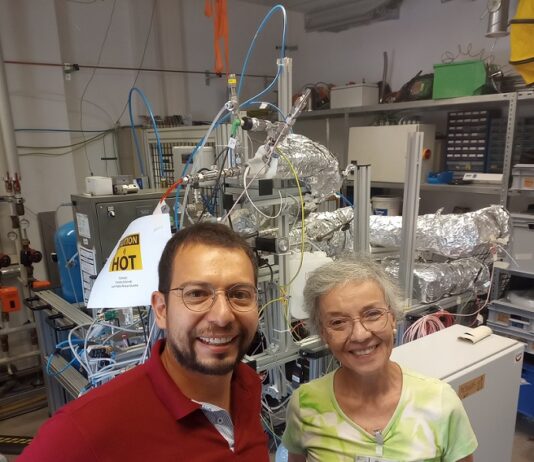 FaCENA: Investigadora realizó estancia en el Centro Aeroespacial Alemán y abre nuevas oportunidades para graduados