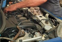 La Escuela de Educación Profesional de la UNNE te propone aprender mecánica automotor desde la práctica