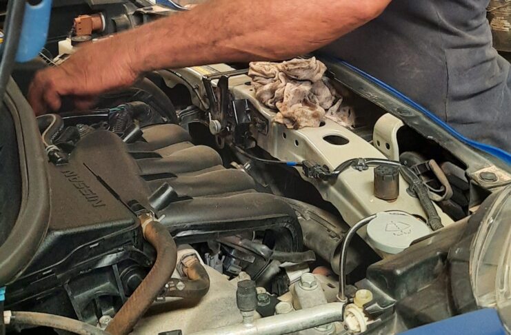 La Escuela de Educación Profesional de la UNNE te propone aprender mecánica automotor desde la práctica