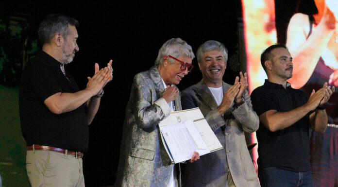 Chamamé, multitud y emoción: la UNNE distinguió a Teresa Parodi como Doctora Honoris Causa