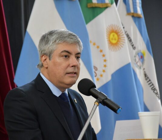 Larroza: “La UNNE ha racionalizado sus gastos para garantizar todas sus actividades”