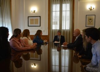 INTERNACIONALIZACIÓN Y ACREDITACIÓN La UNNE y UNIDA de Paraguay, iniciaron un trabajo asociativo con miras a incorporar Aulas Espejo para movilidad virtual entre estudiantes