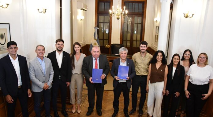 La UNNE firmó con la Contaduría General del Chaco, un convenio inédito de asistencia con Inteligencia Artificial