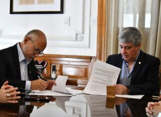 FIRMA DE ACUERDO ESPECÍFICO Profesionales de la UNNE brindarán asistencia al IPDUV para mejorar su operatividad y servicios
