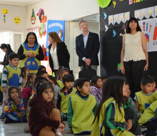 Comitiva UNNE en Sáenz Peña con actividades culturales, formación emprendedora y revinculación con instituciones locales