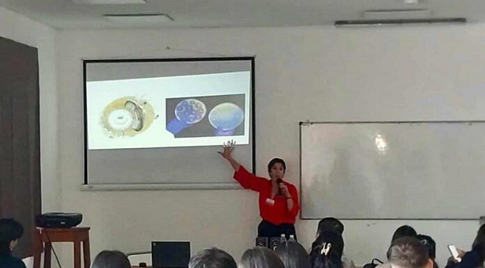 Extensión Universitaria Docente de la UNNE llevó el debate sobre Resistencia Antimicrobiana a congreso en la Patagonia