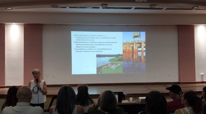 Espacio de Debate Encuentro interdisciplinario plantea mirada crítica sobre prácticas urbanísticas y el cambio climático