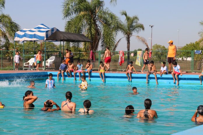 Verano UNNE pileta Campus Roca2