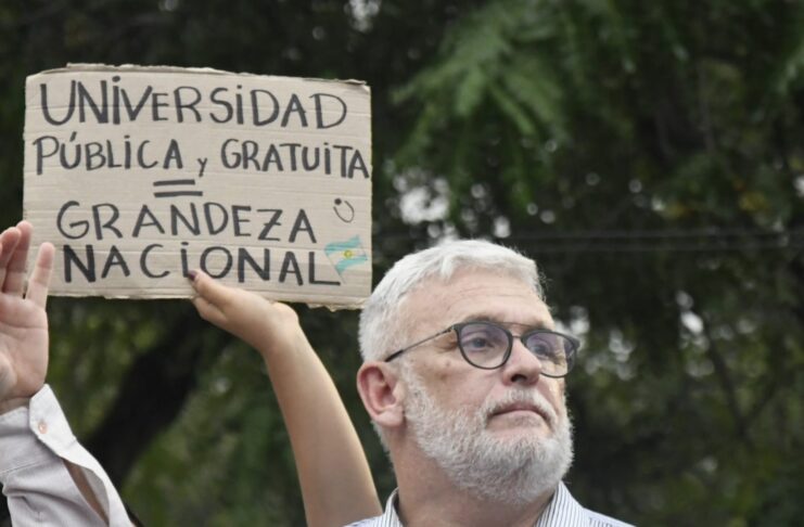 Advierten que la crisis salarial en las universidades llevó al 5% de los docentes a dejar su cargo