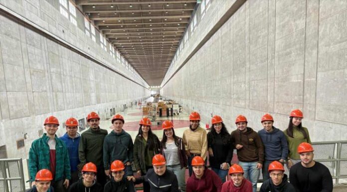 Estudiantes de Ingeniería Civil realizaron visitas técnicas a las represas de Yacyretá e Itaipú