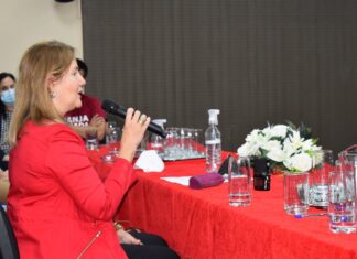 FaCENA Viviana Godoy Guglielmone fue reelecta como decana de FaCENA