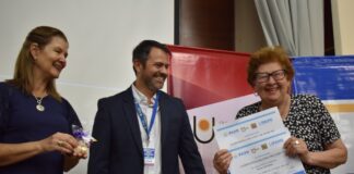 UPAMI - FaCENA Entrega de Certificados a jubilados de Corrientes capacitados en Informática