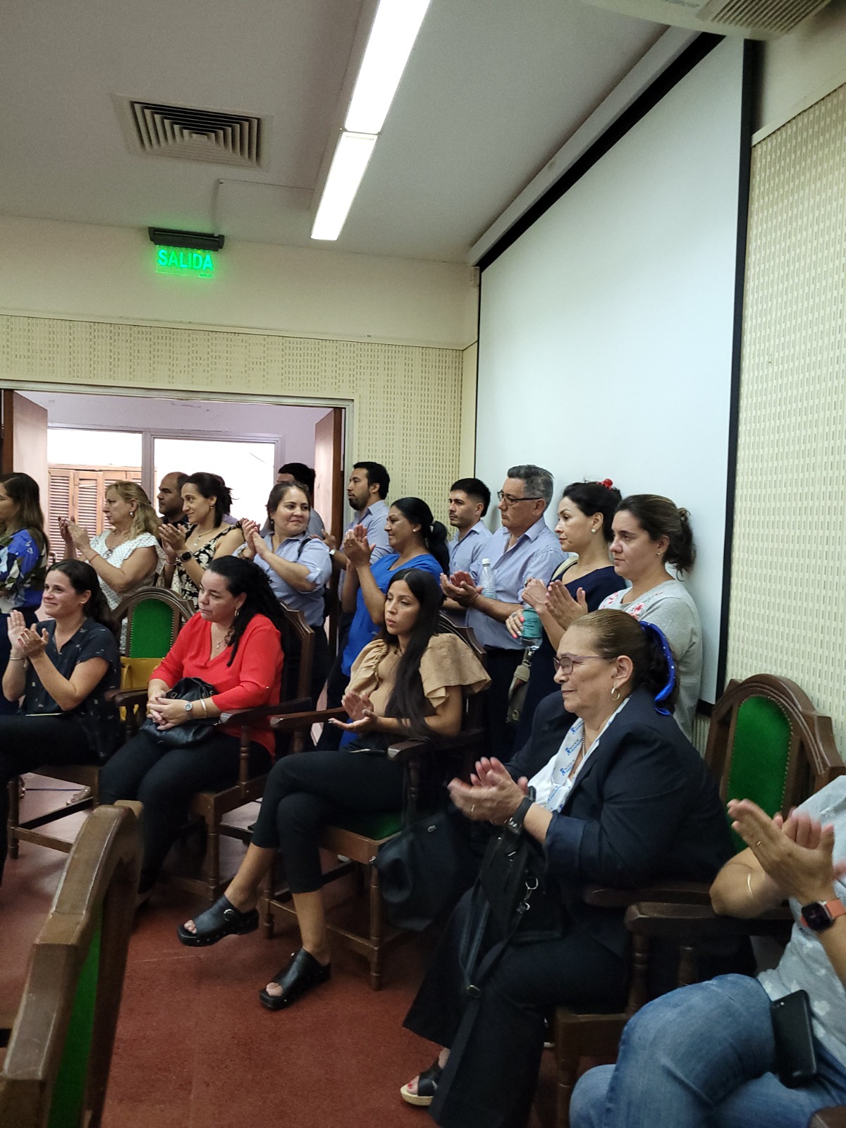 El Consejo Directivo de la Facultad de Odontología de la UNNE sesionó en la sala del Consejo Superior de la Universidad, en el edificio Rectorado, en Corrientes.
