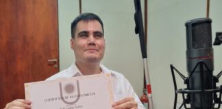 NICOLÁS GODOY, PRIMER PERIODISTA CIEGO DE CORRIENTES «No hay nada más gratificante que hacer lo que me gusta y poder generar un cambio»