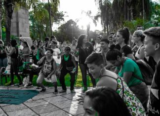 EL MARTES 7 DE MARZO A LAS 11 La muestra fotográfica “Que Arda” llega a la Facultad de Humanidades