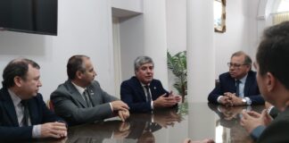 CONVENIO CON LA MUNICIPALIDAD DE CORRIENTES La UNNE administrará un SAPS de la capital correntina y brindará atención sanitaria a vecinos de la zona