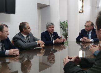 CONVENIO CON LA MUNICIPALIDAD DE CORRIENTES La UNNE administrará un SAPS de la capital correntina y brindará atención sanitaria a vecinos de la zona