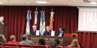 ENCUENTRO EN LA UNNE Reflexiones sobre «Justicia, Constitución y Lawfare» junto a la presentación de un nuevo Libro y un reconocimiento emotivo