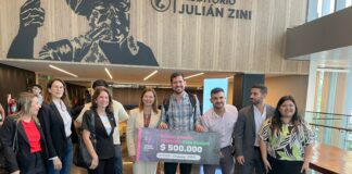 EN CORRIENTES FaCENA en la entrega de premios del Datathon correntino de la Cumbre de Datos