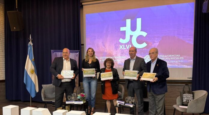 Premian a trabajo de Económicas UNNE en jornadas nacionales de contabilidad