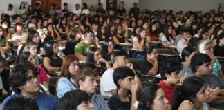 Veterinarias inició el cursado de Introducción a las Ciencias Básicas con más de 500 estudiantes