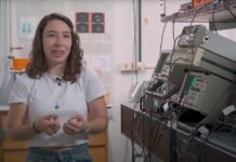 EXPERIENCIA ACADÉMICA Estudiante de Física analizó el colapso de burbujas en laboratorio del Instituto Balseiro