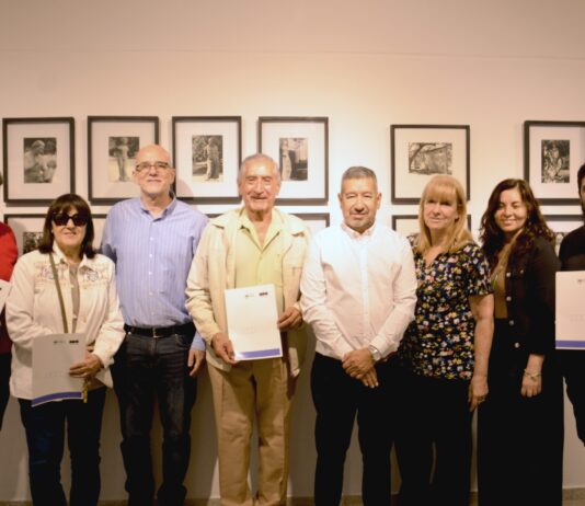 El Consejo Superior de la UNNE otorgó el Doctorado Honoris Causa a Humberto Gómez Lollo