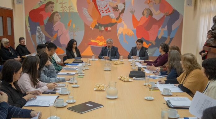 EL Rector visitó el Consejo Directivo de Humanidades