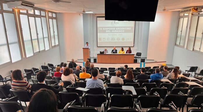 El IX Simposio Argentino del Jurásico fortaleció los estudios sobre la historia geológica regional desde la UNNE