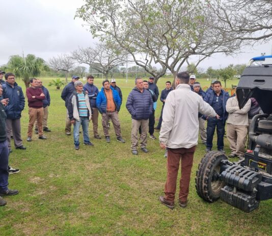 Capacitan al personal de los campus de la UNNE, en el uso y mantenimiento de maquinaria