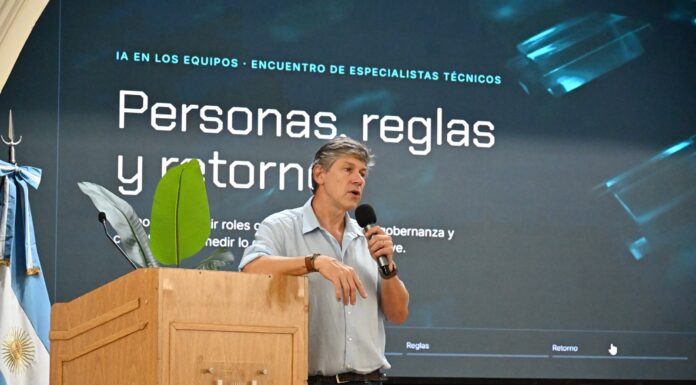El impacto de las “empresas agénticas” y la inteligencia artificial, eje de una charla en la UNNE