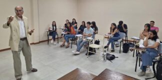 EXCELENCIA ACADÉMICA Trabajan en el cambio curricular de la Licenciatura en Comercio Exterior