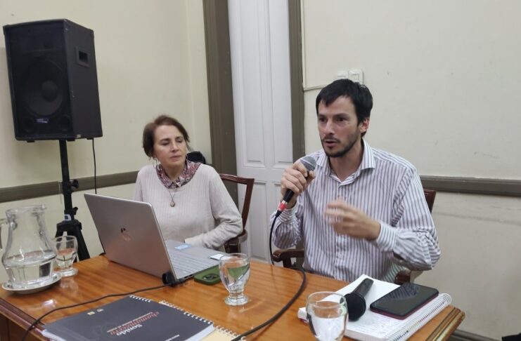 Charlas sobre género, letras e investigaciones en el chamamé