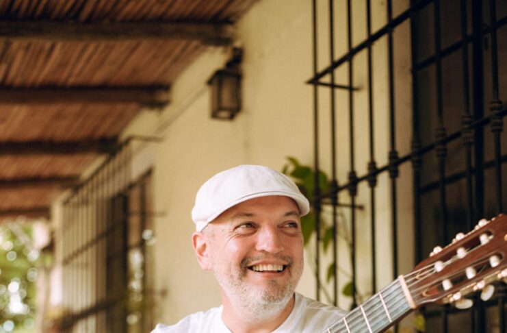 Charla sobre la Canción nueva correntina y la Trova chaqueña