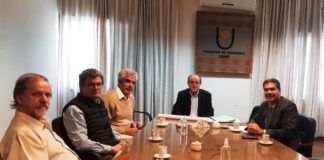 EL DECANO DE BORTOLI RECIBIÓ AL GOBERNADOR CAPITANICH Ingeniería y el Gobierno del Chaco buscarán financiamiento para mejoras edilicias y tecnología de laboratorios