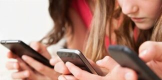 «Estamos muy conectados e incomunicados al mismo tiempo»