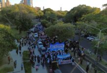 RECLAMO PRESUPUESTARIO Con masiva concurrencia, se realiza la marcha federal universitaria en las ciudades de Corrientes y Resistencia