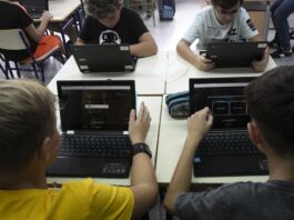 Tecnología e infancias: “Lo que sucede en la pantalla es tan real como lo que sucede en el cuarto de juegos”