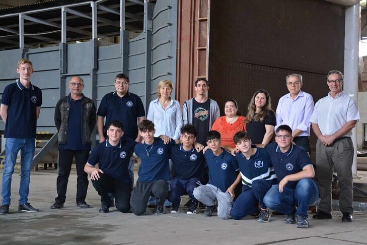 Ingeniería: pasantes del nivel secundario desarrollan dispositivo para el Laboratorio de Aerodinámica