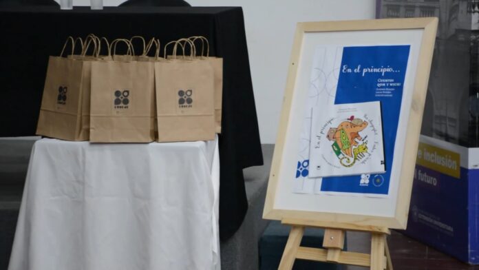 Eudene presentó el libro En el principio