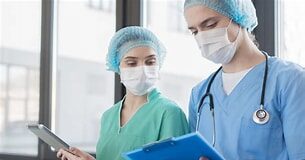 MEDICINA Capacitación y suelta de globos, en «La Semana de la Enfermaría”